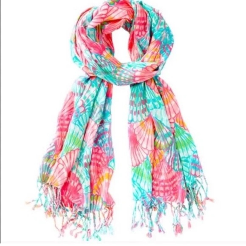 Lilly Pulitzer The Lilly Murfee Scarf Os